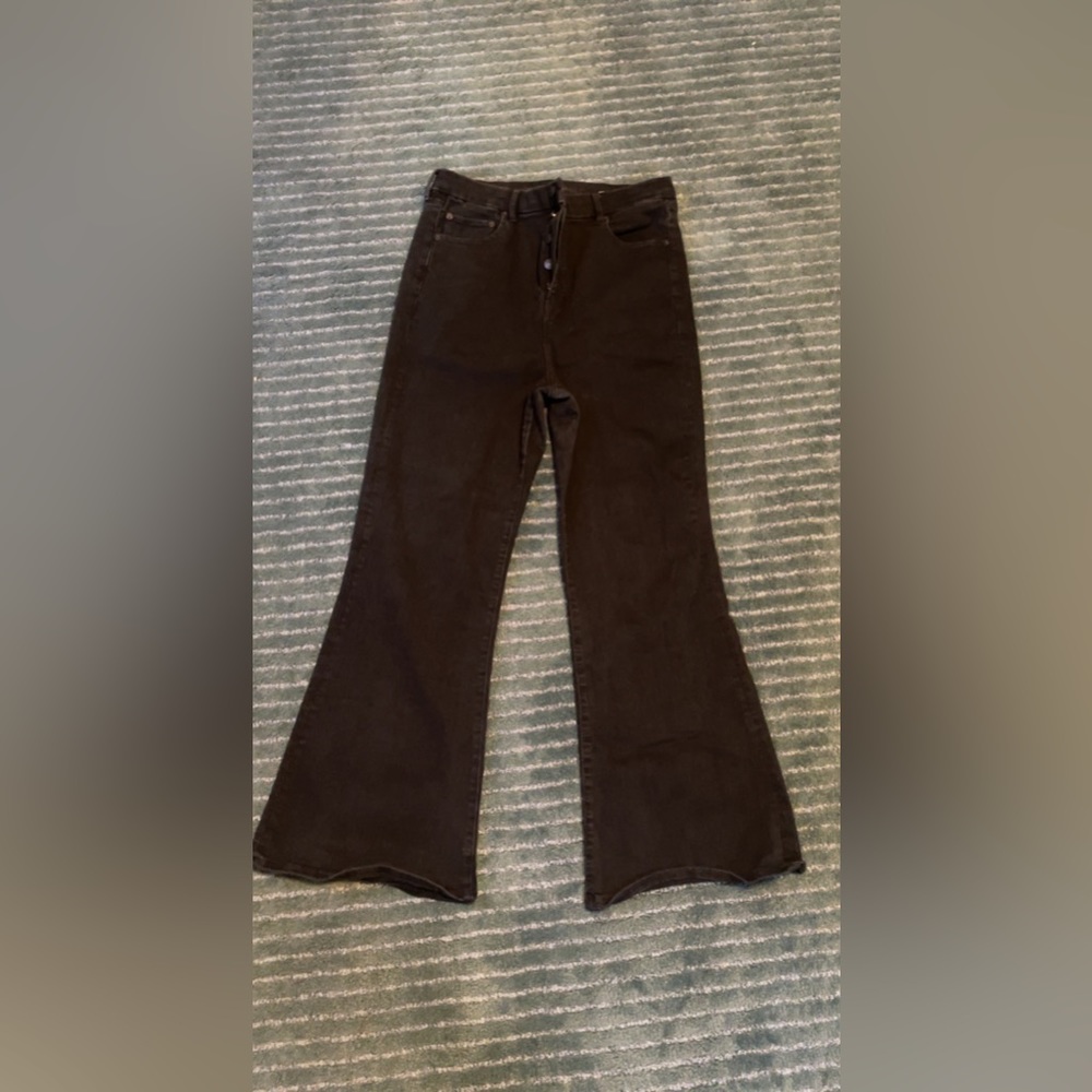Black American Eagle Ne(x)t level stretch size 16 bell bottoms